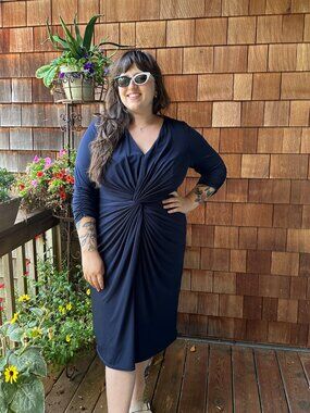 EUC Tadashi Collection Navy Blue V-Neck Twist Midi Dress in Women's 1X